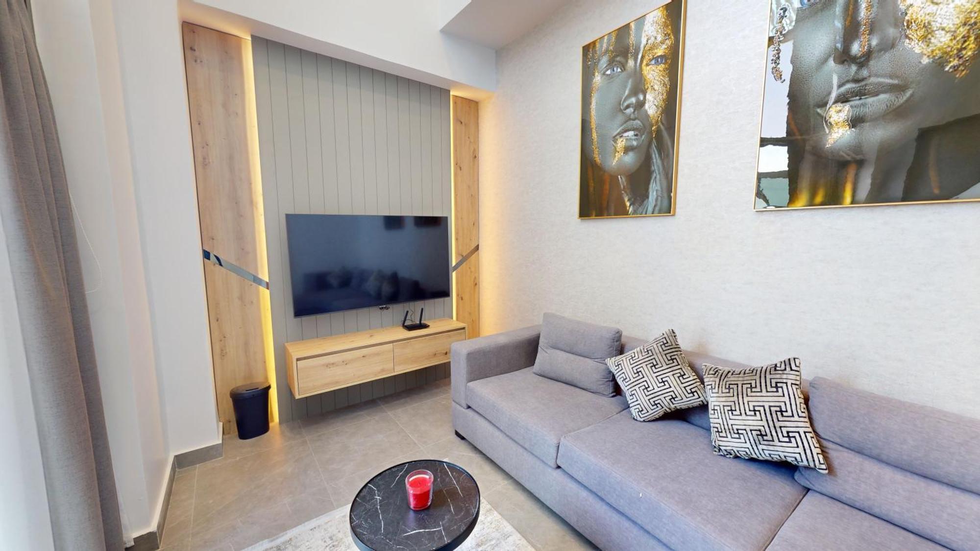 Al Fares Luxury Furnished Apartment-Damac Tower Exterior photo